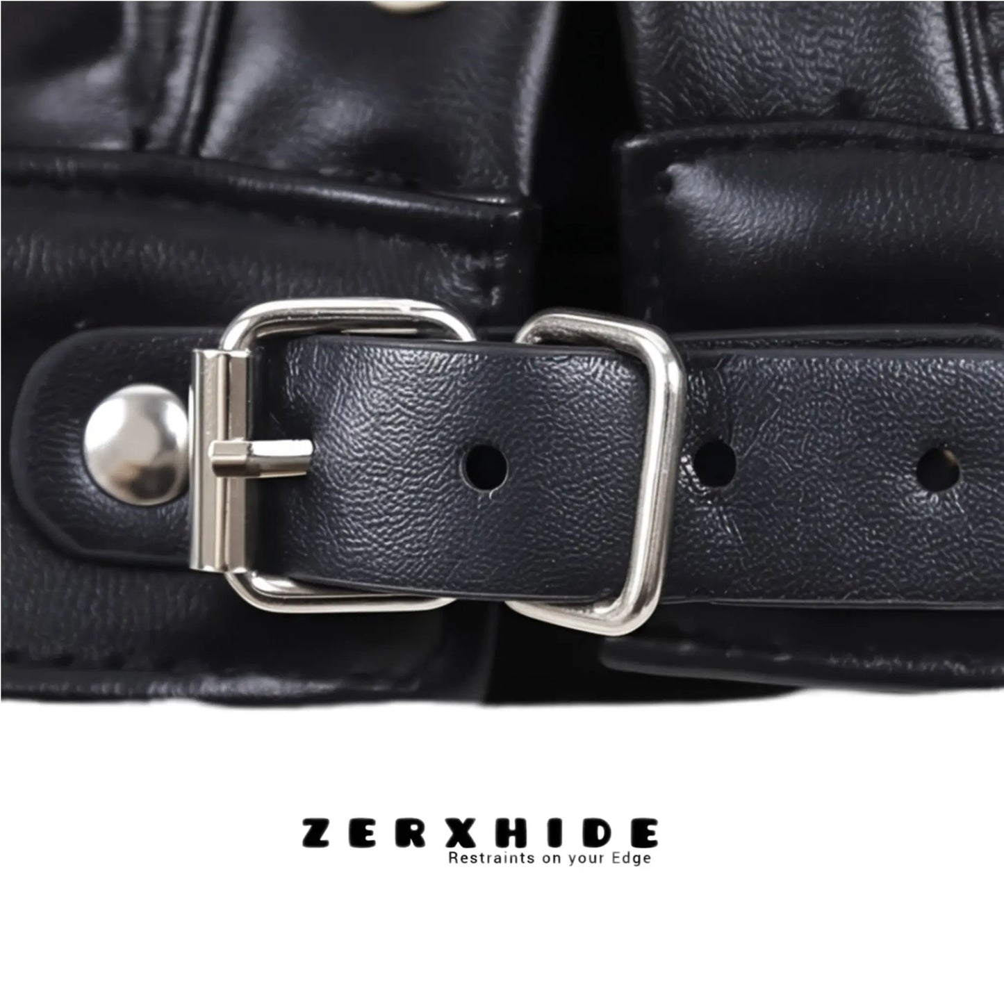 Close-up of the heavy-duty buckle and reinforced stitching on the ZERXHIDE leather hood collar.