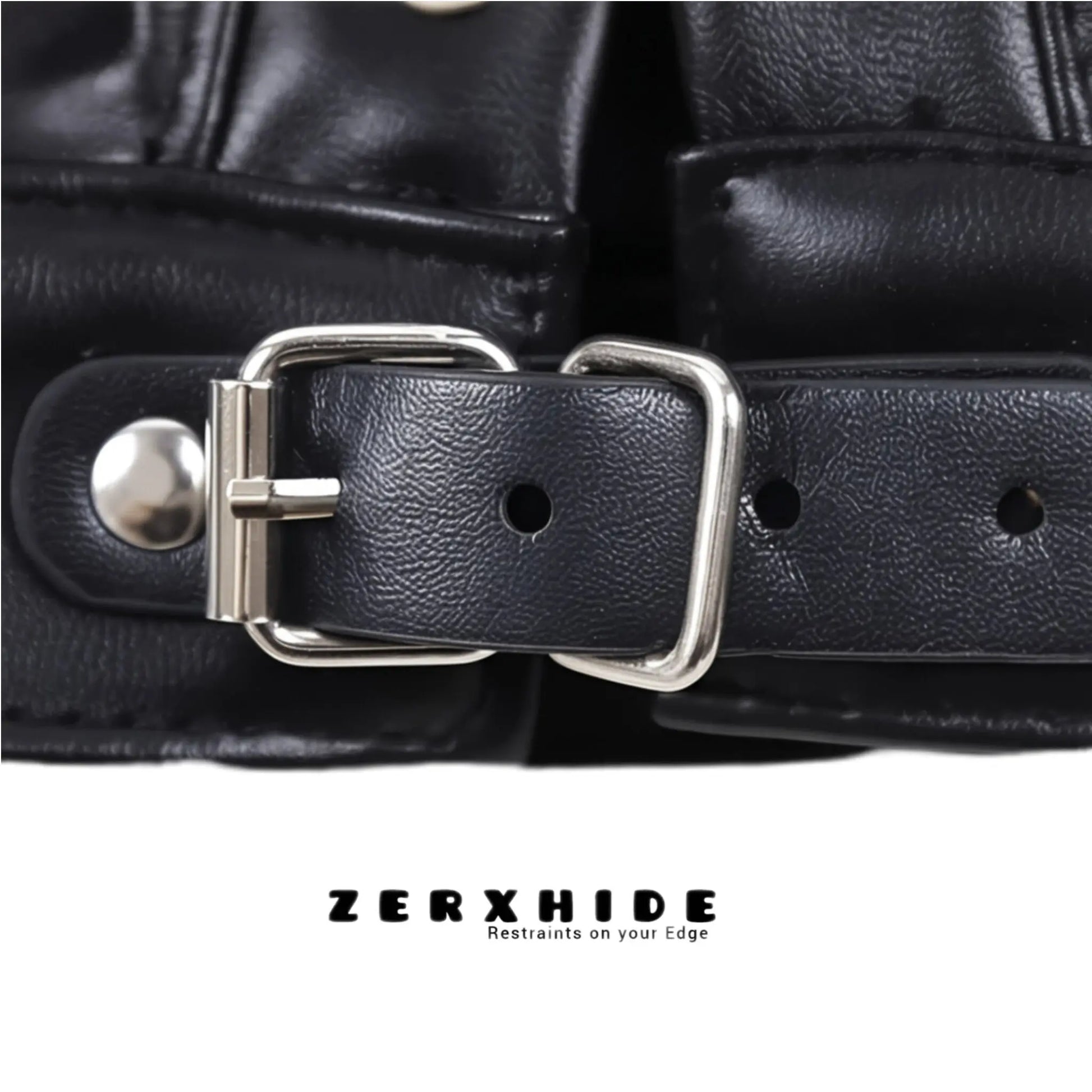 Close-up of the heavy-duty buckle and reinforced stitching on the ZERXHIDE leather hood collar.